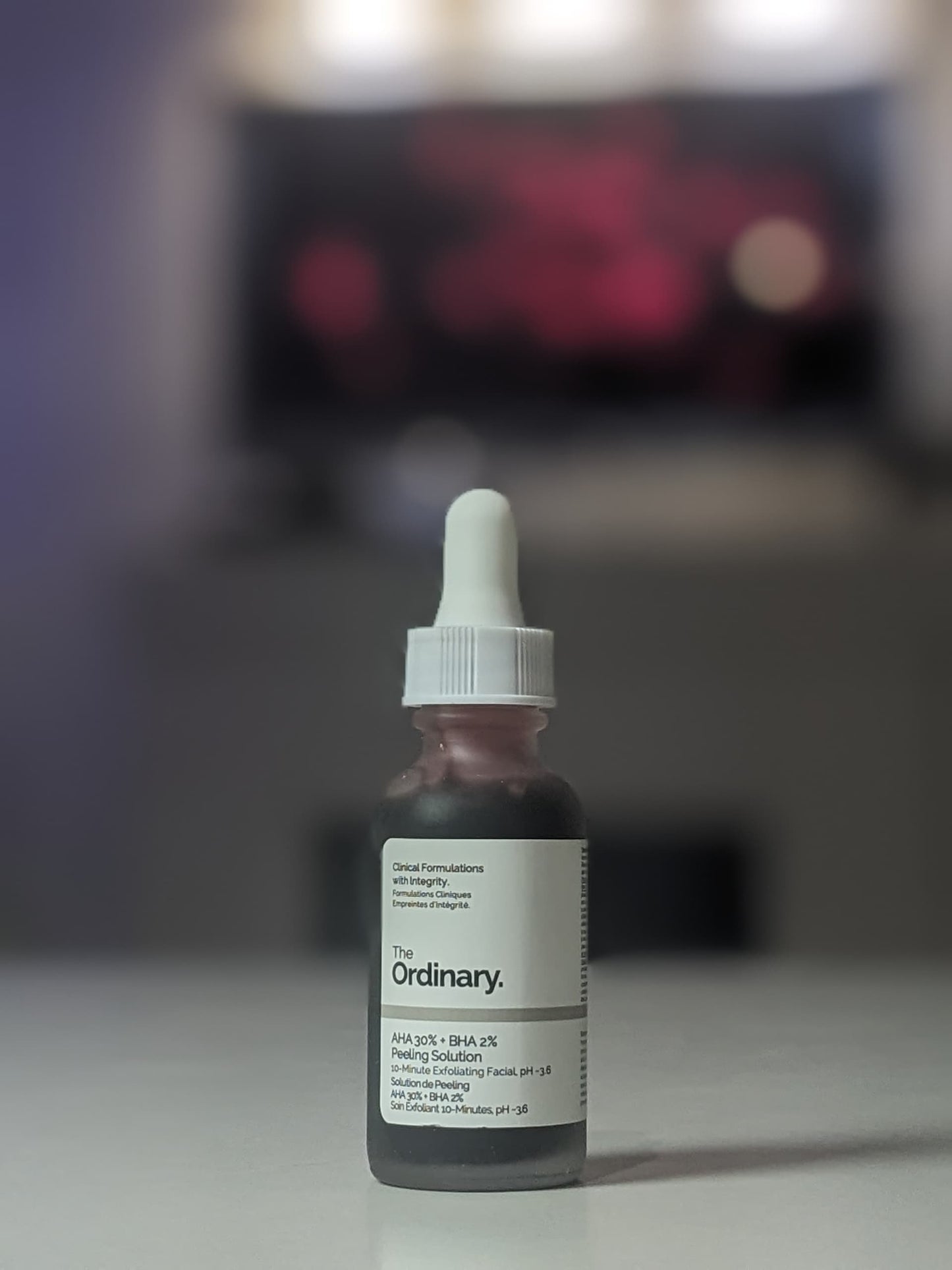 The Ordinary peeling solution (AHA 30% + BHA2%)
1