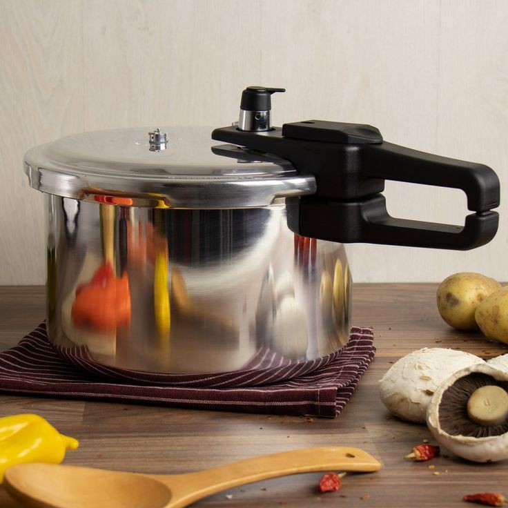 9.5 liters pressure cooker pot