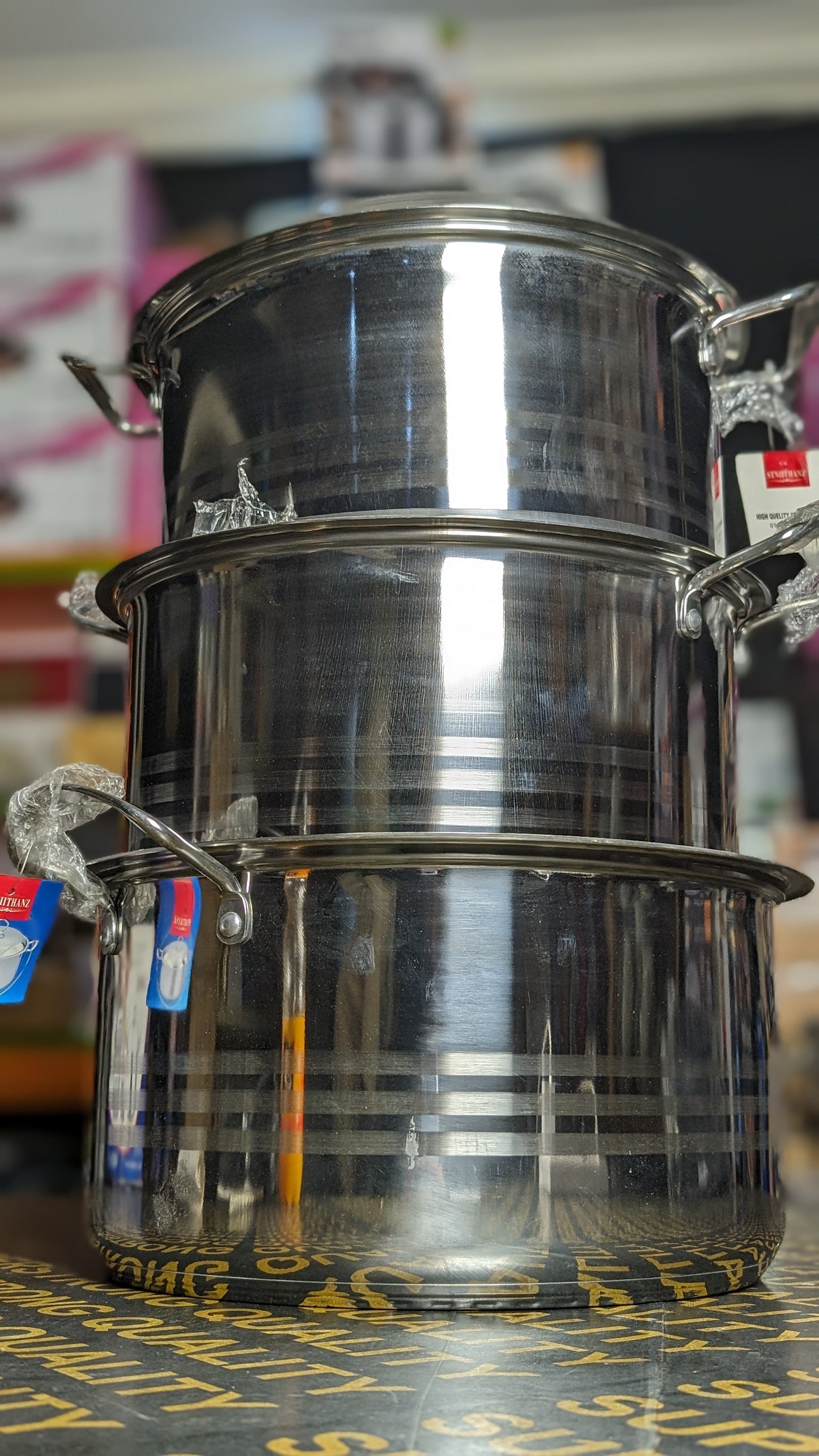 Occasion pot 100 non stick stainless steel ( size 39cm /42cm 45cm) very big