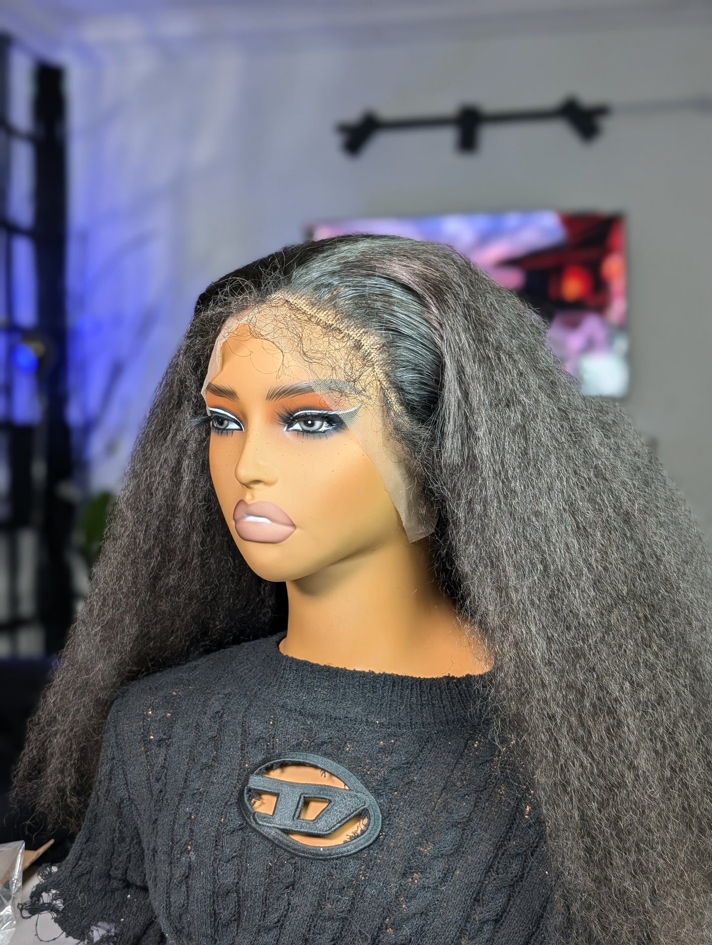 Naturelle - 20" Wig with edges