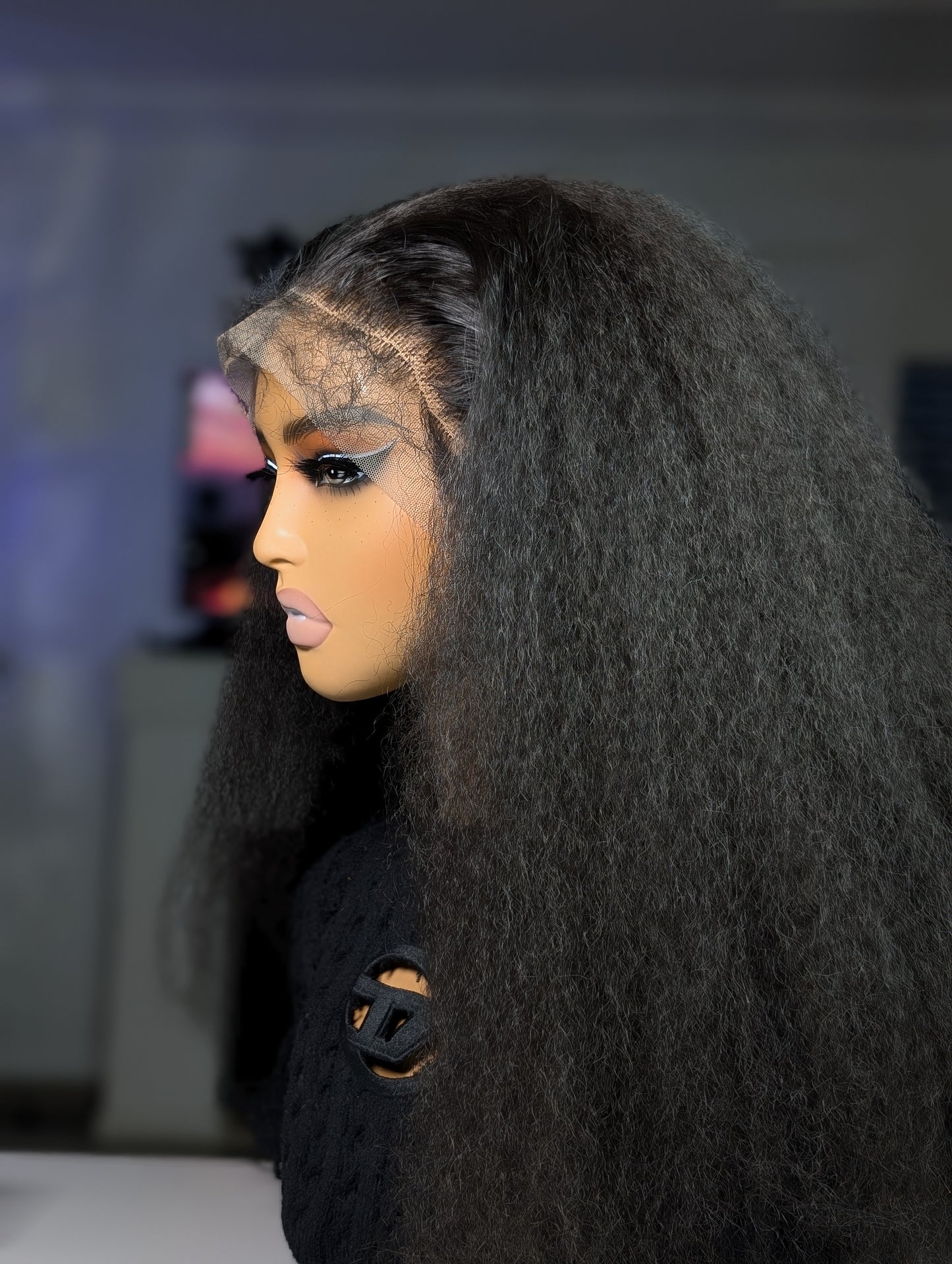 Naturelle - 20" Wig with edges