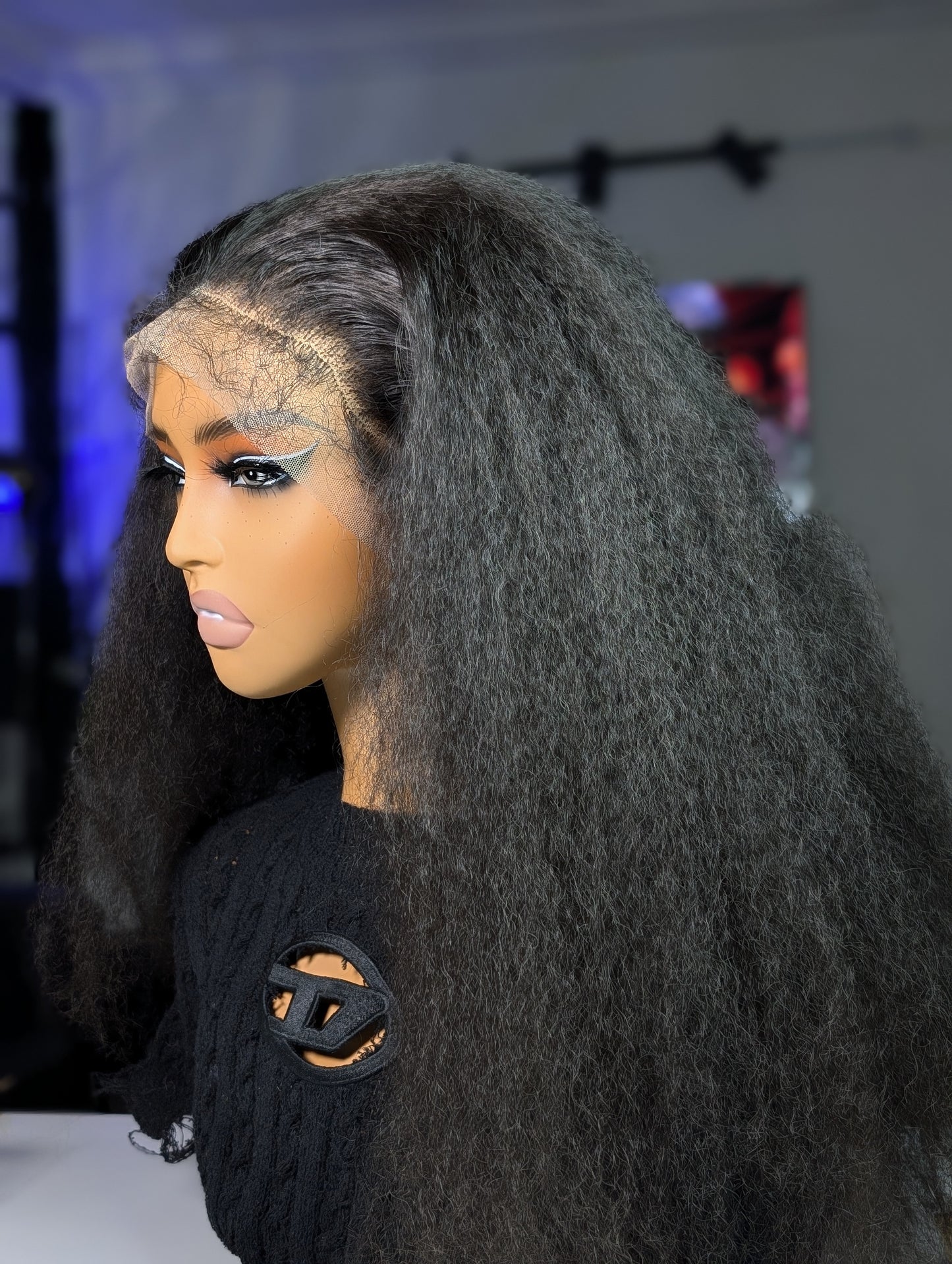 Naturelle - 20" Wig with edges