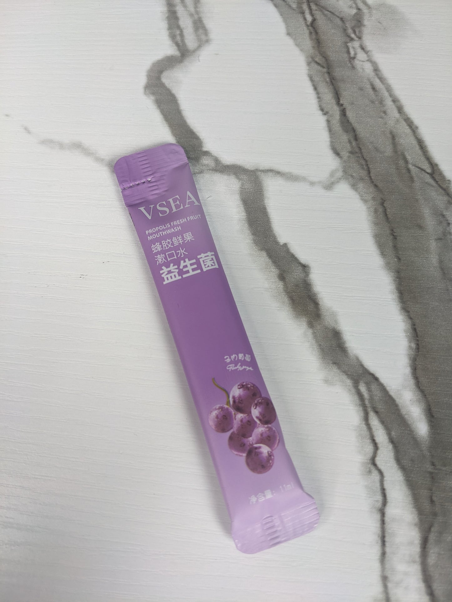 Grape mouth wash fresh breath clean mouth residual removal