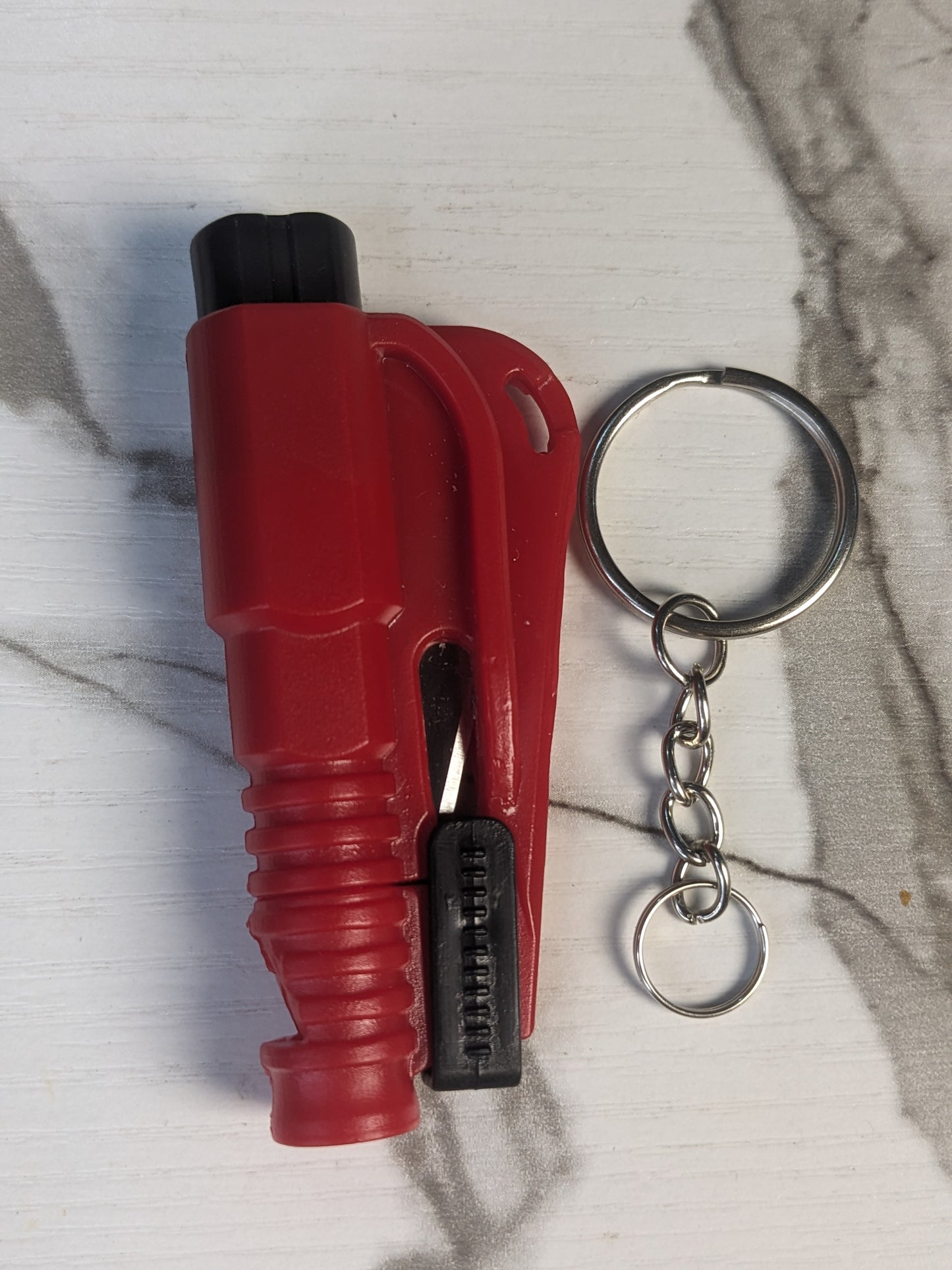 Lifesaving key holder Car Safety Hammer Multifunctional Window Breaking Artifact Three-in-One Underwater Window Breaking with Whistle Emergency sit belt cutter Escape