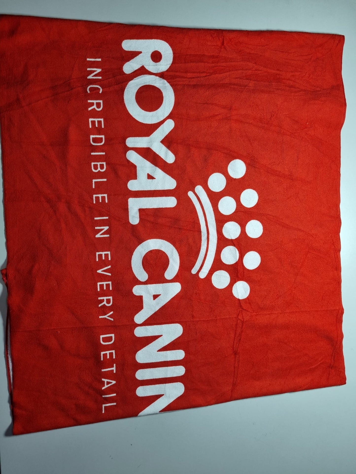Royal Canin 109 | Cotton Big Towel | Bale Towel - 137 x 27cm