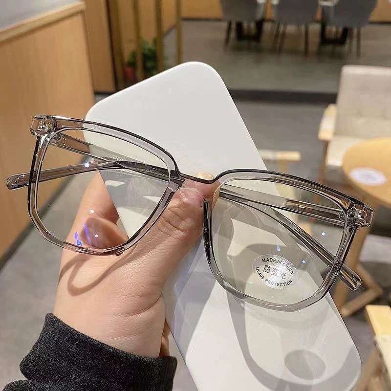 Transparent gray frame Celebrity Glasses Anti-Blue Light Radiation, Plain Lenses for Women and Men