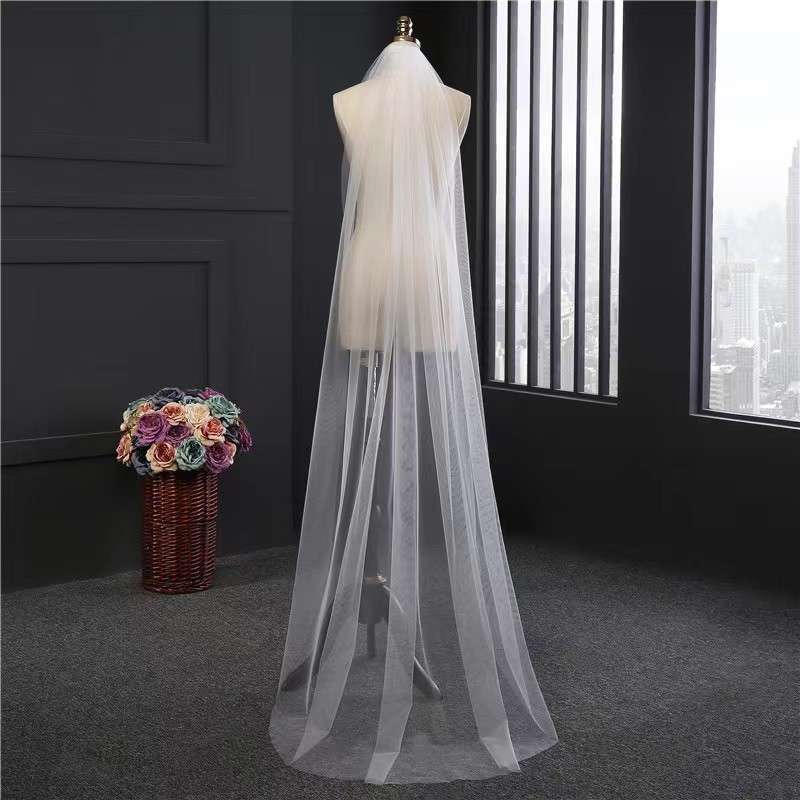 creamy-white single layer with hair comb single layer 300cm Flowing Korean designer Wedding /photoshoot veil