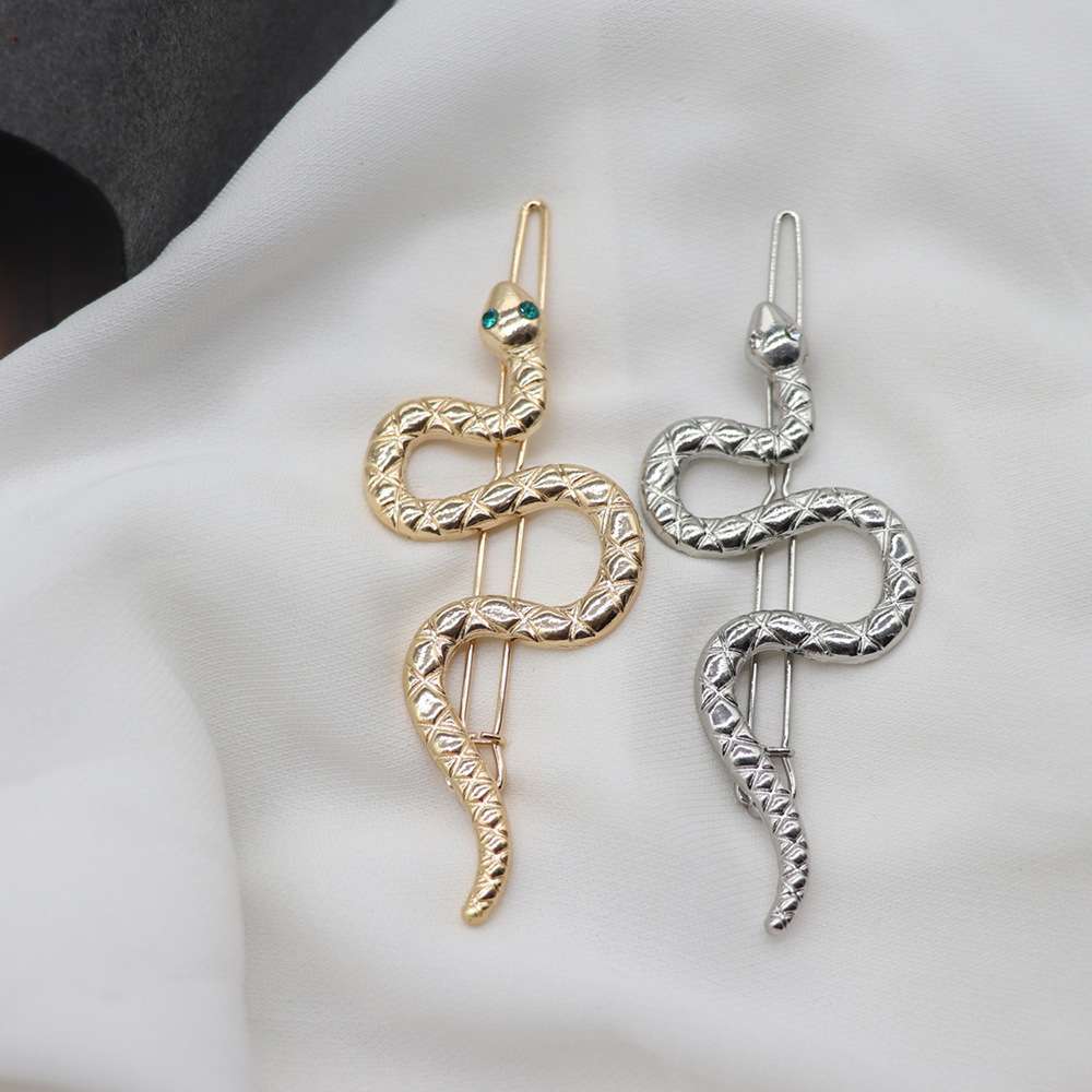 Silver snake-shaped hairpin