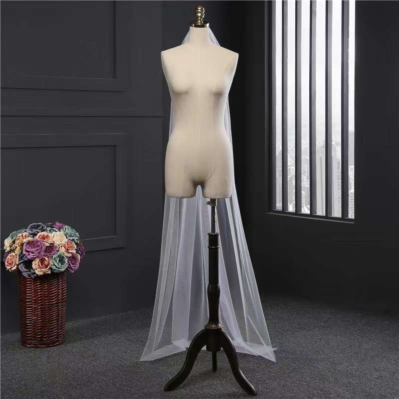 creamy-white single layer with hair comb single layer 300cm Flowing Korean designer Wedding /photoshoot veil
