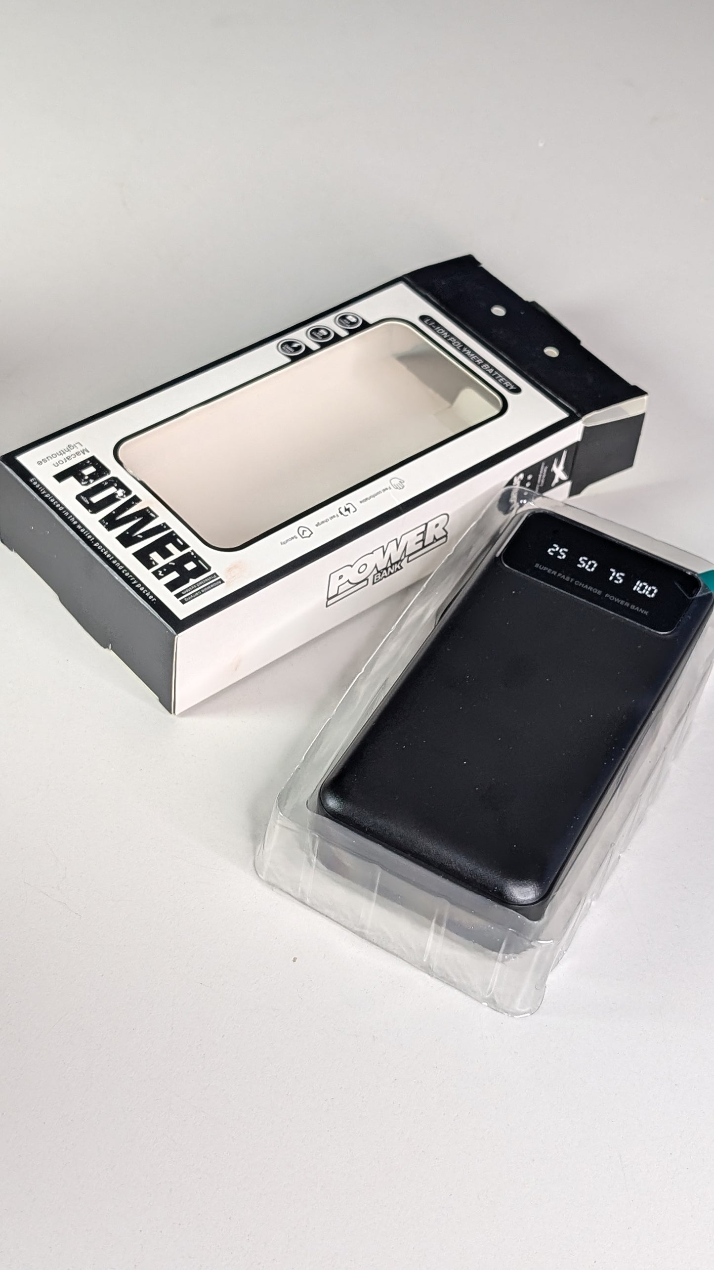 20,000 mah Macron Lighthouse power bank with LI-ION POLYMER Battery