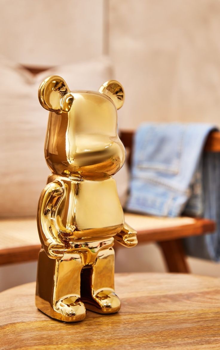 Gold chrome bear structure Decor Prop