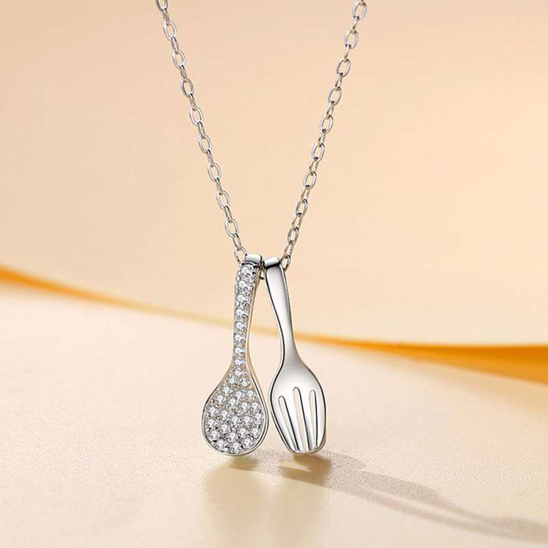 Chef Cultlery Necklace | White Gold