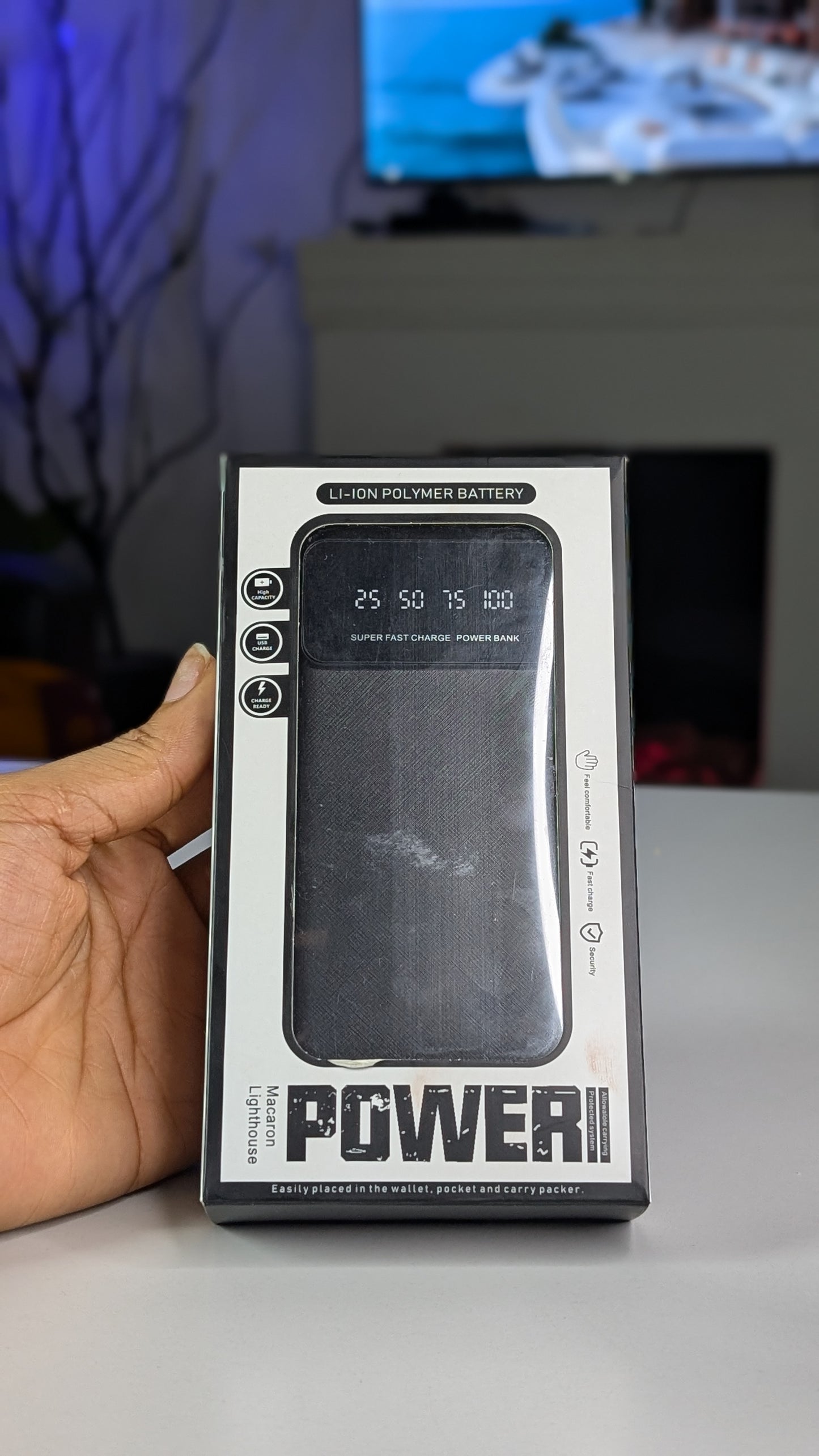 20,000 mah Macron Lighthouse power bank with LI-ION POLYMER Battery