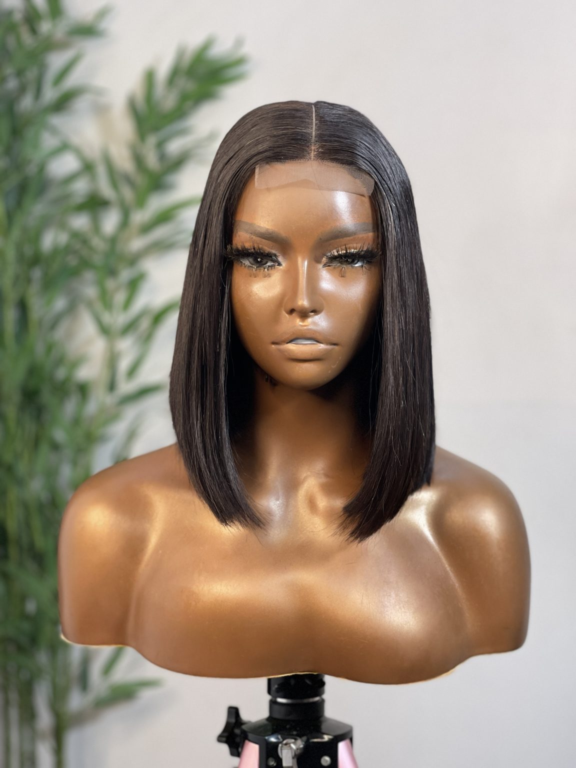 Blunt Becca 10" wig