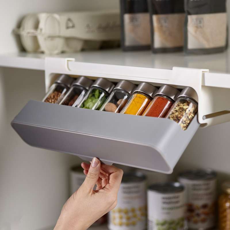 Hanging Rack with Free spice bottles