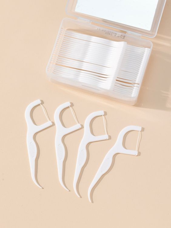 30pcs Plastic Dental Floss