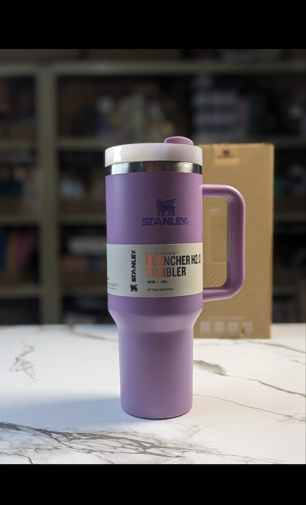 Light purple Original Stanley Quencher H2.0 Flowstate thumblr Cup -