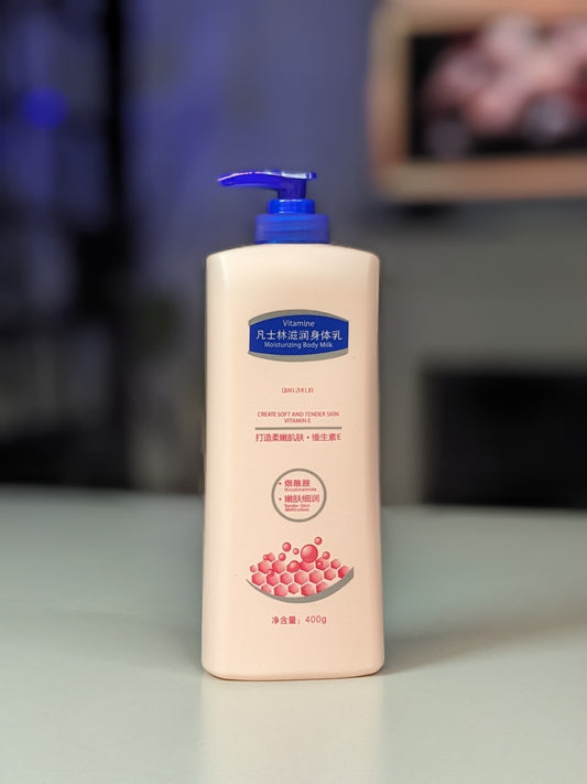 Vitamine Moisturizing body milk for Tender Skin