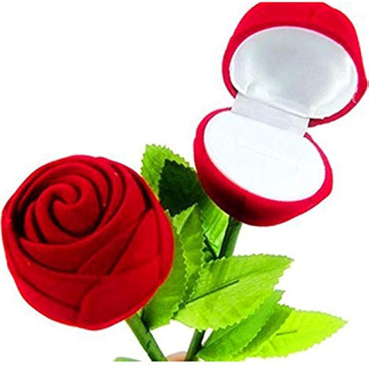 Red rose velvet ring box