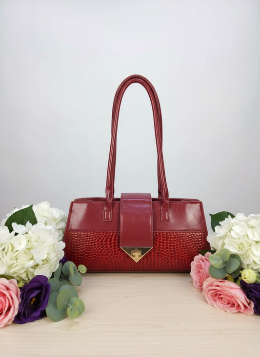 Elegant velvet bag