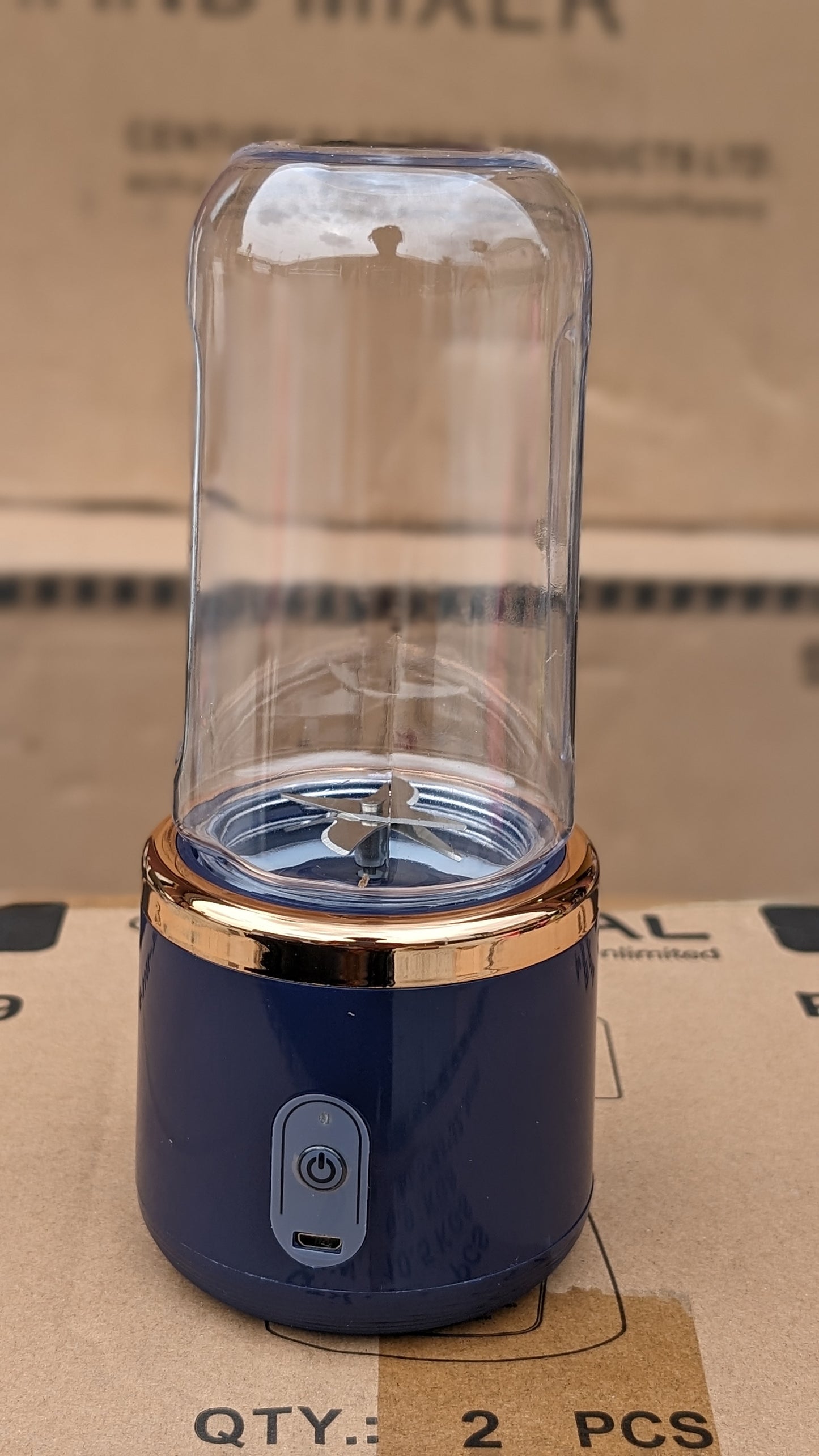 Rechargable Smoothie blender with free protein shaker bottle