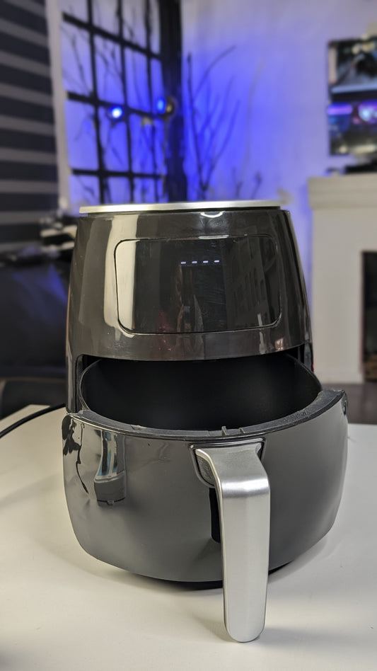 6Liter Digital Air Fryer with baking function
