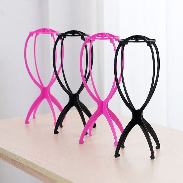 Wig stand