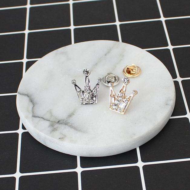 Crystal crown jewelry brooch