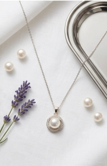UC4 Timeless Grace Pearl Necklace Non Tarnish Exquisite titanium and steel necklace