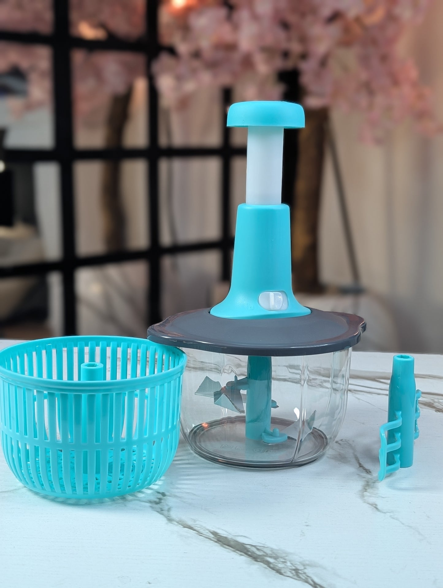 New Versatile food chopper