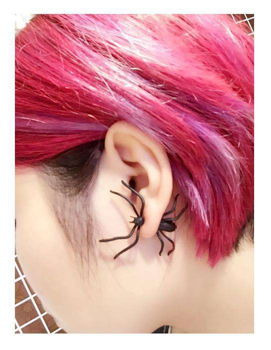 Spider earring