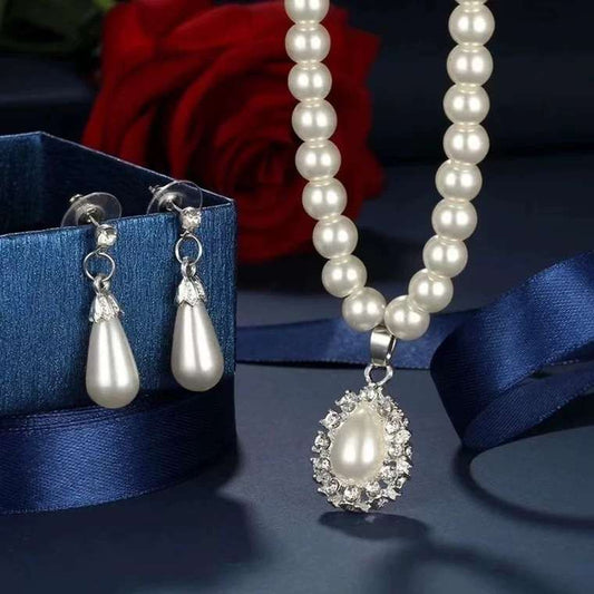 Tear drop pearl necklace and earrings set