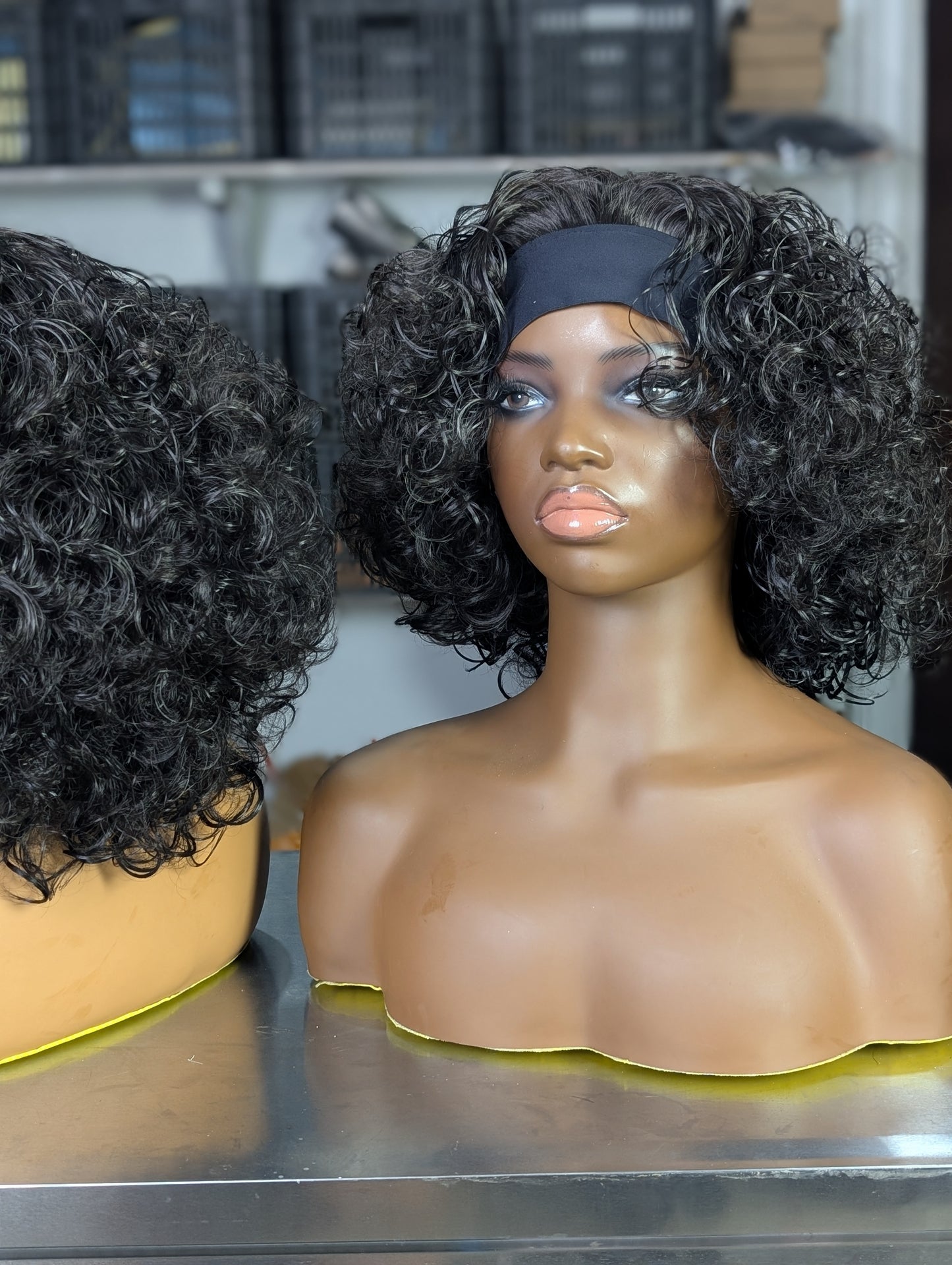 Stella band wig blend