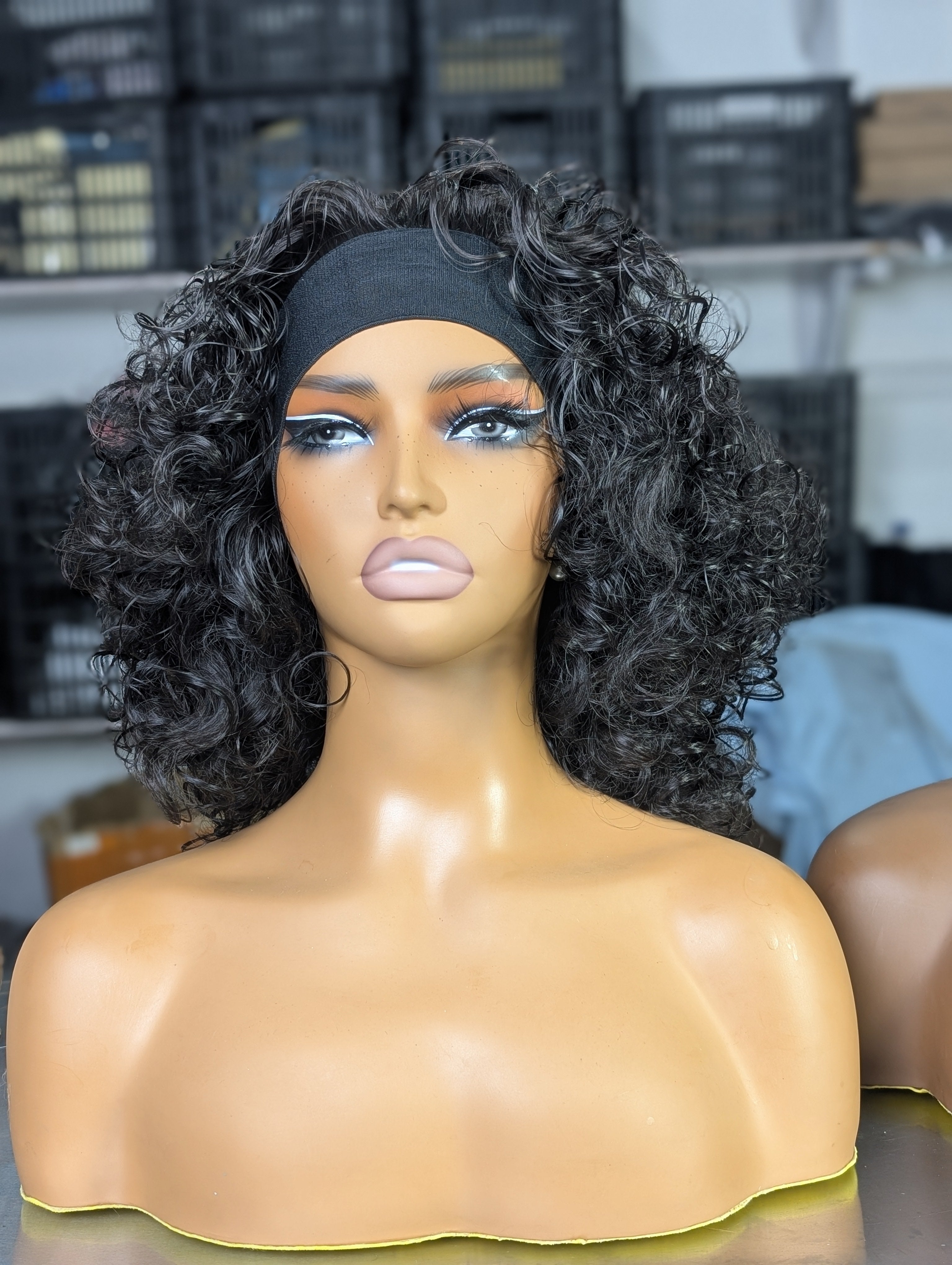 Stella band wig blend
