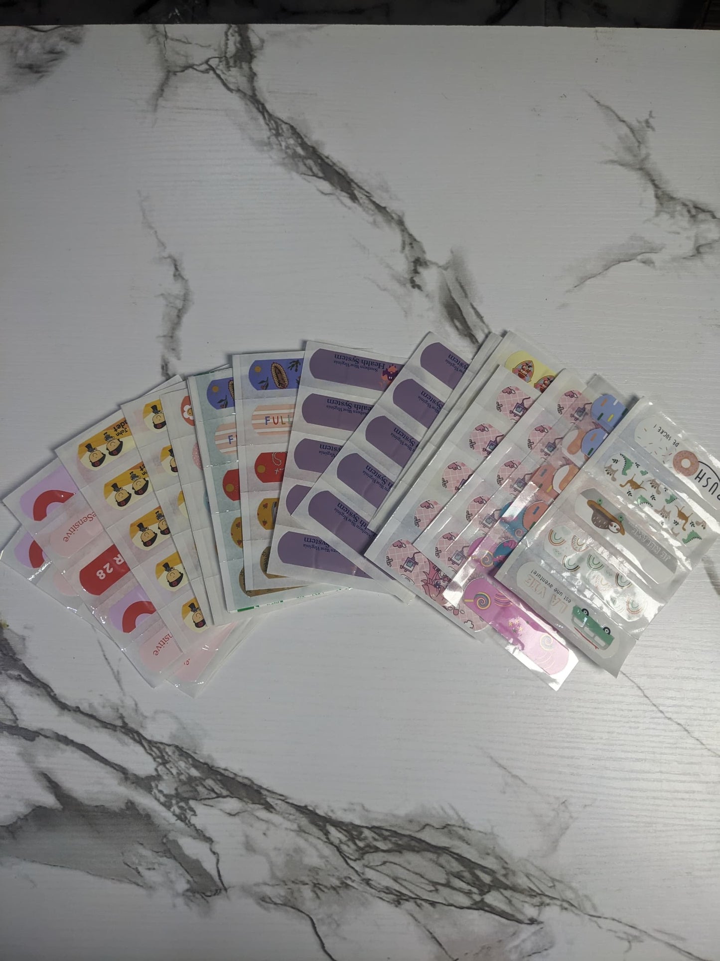 Kids wound plaster  (a roll : 5pcs)
