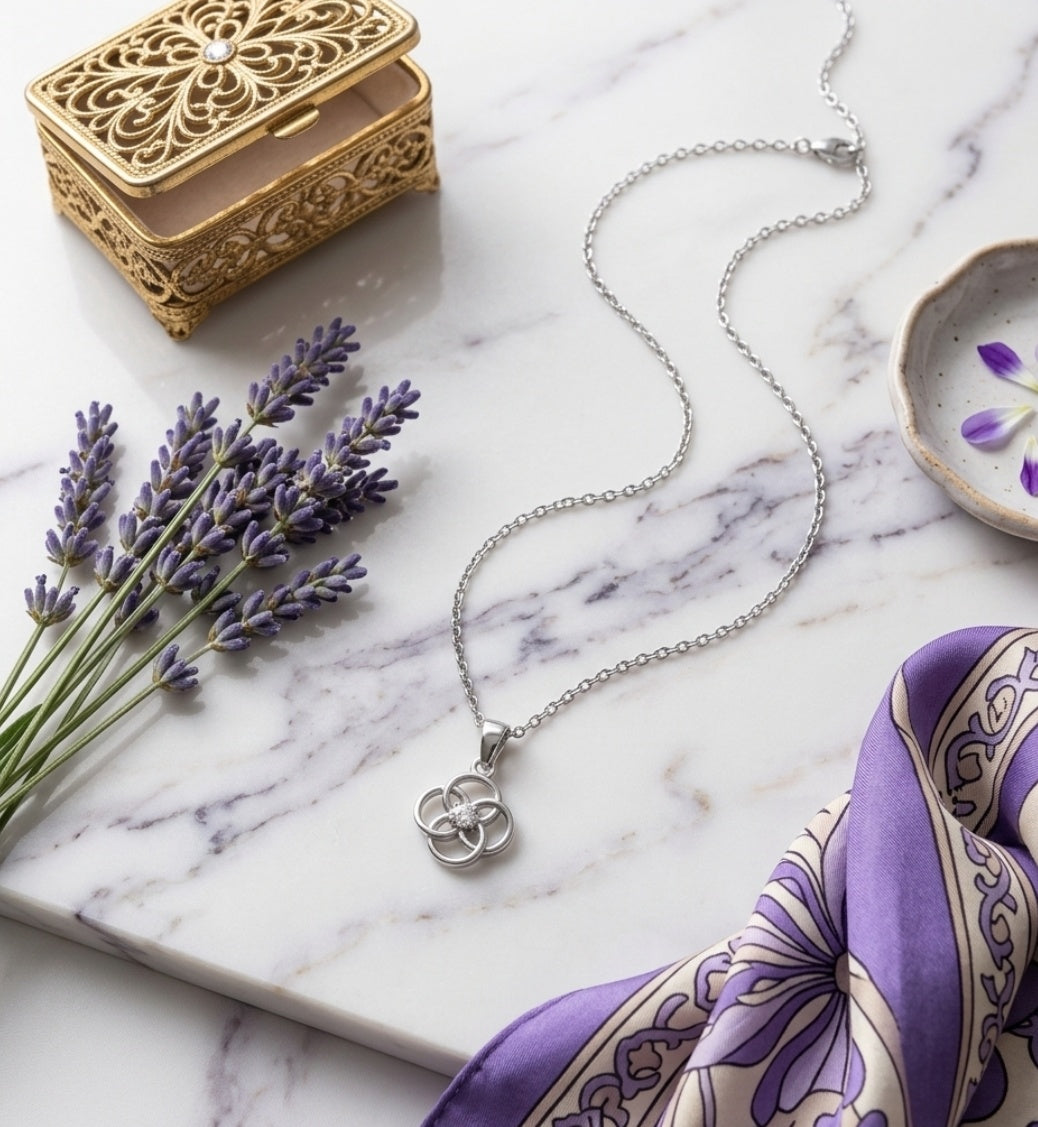 UC6 Radiant Sunlight Bloom Necklace Non Tarnish Exquisite titanium and steel necklace