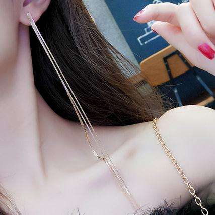 B426 Queen  Tassel Earrings Gold Chain Earrings