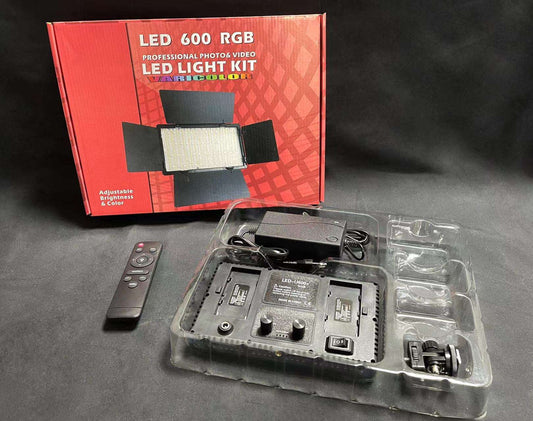 Rechargeable Led-600rgb + battery + charger + Tripod